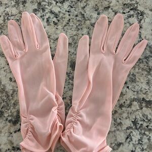 Vtg 1950s Baby Pink Nylon gloves